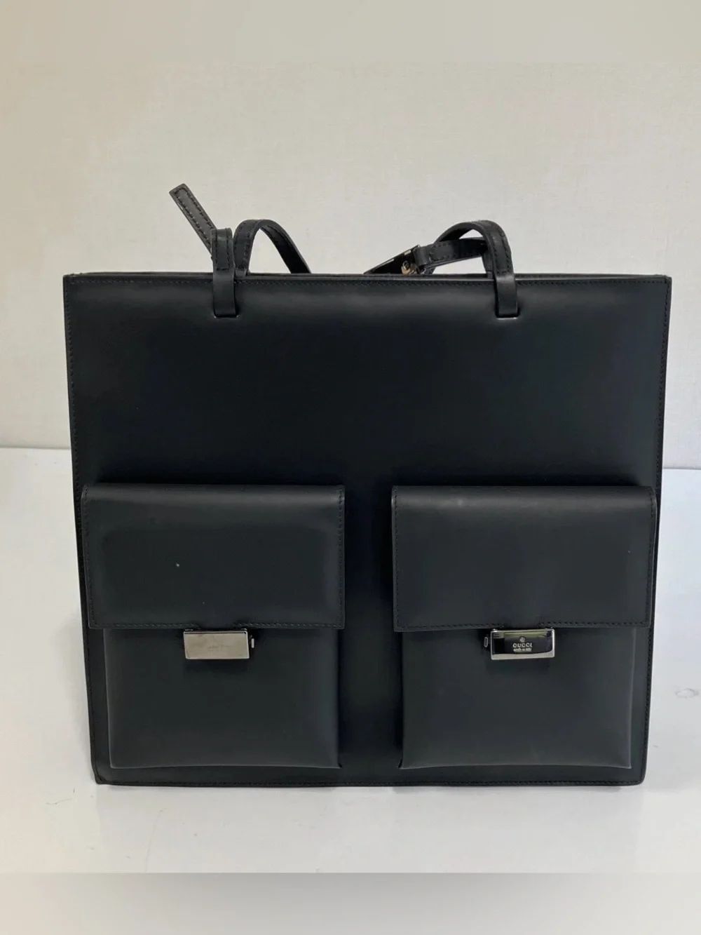 Gucci Black Leather Shoulder Bag with Dual Front Pockets